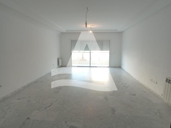 A louer appartement de 210m2 a ain zaghouen nord image 0