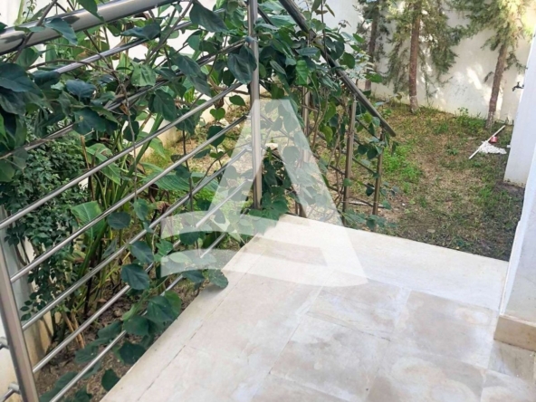 A vendre Appartement avec jardin au jardin de carthage image 0