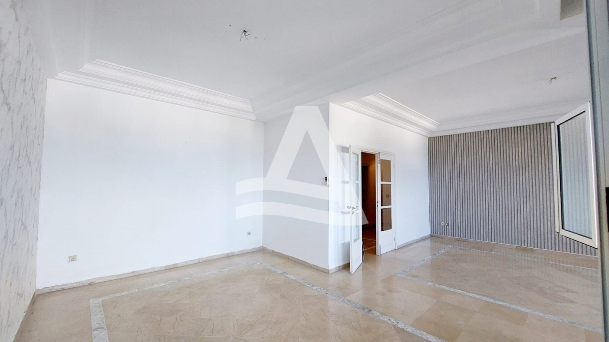 appartement S3 au cœur de la marsa avec Vue mer image 1