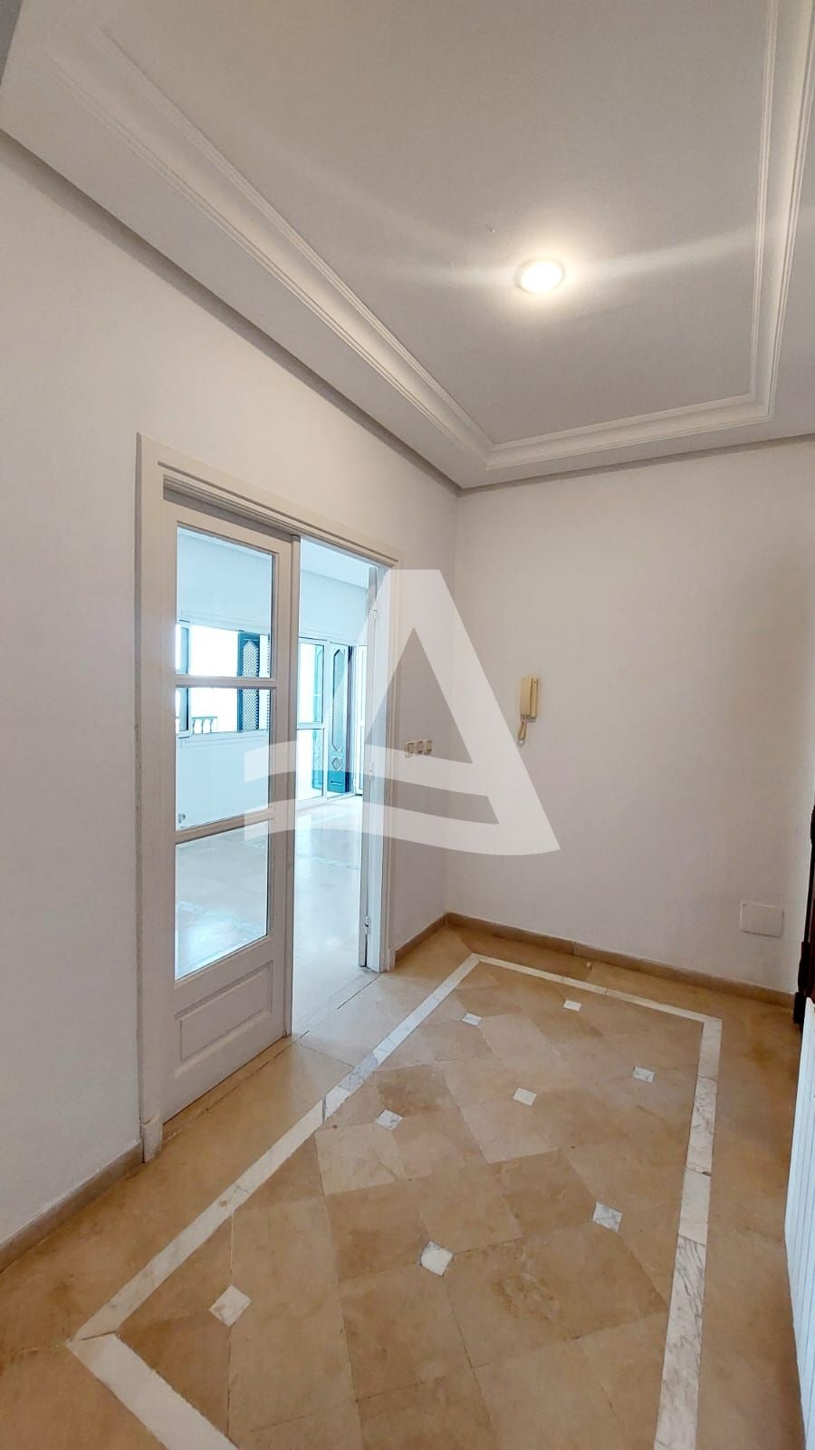 appartement S3 au cœur de la marsa avec Vue mer image 3