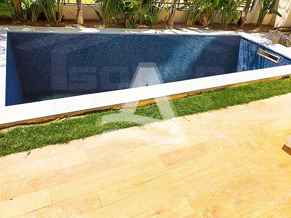 Splendide S2 avec jardin et Piscine à louer image 1