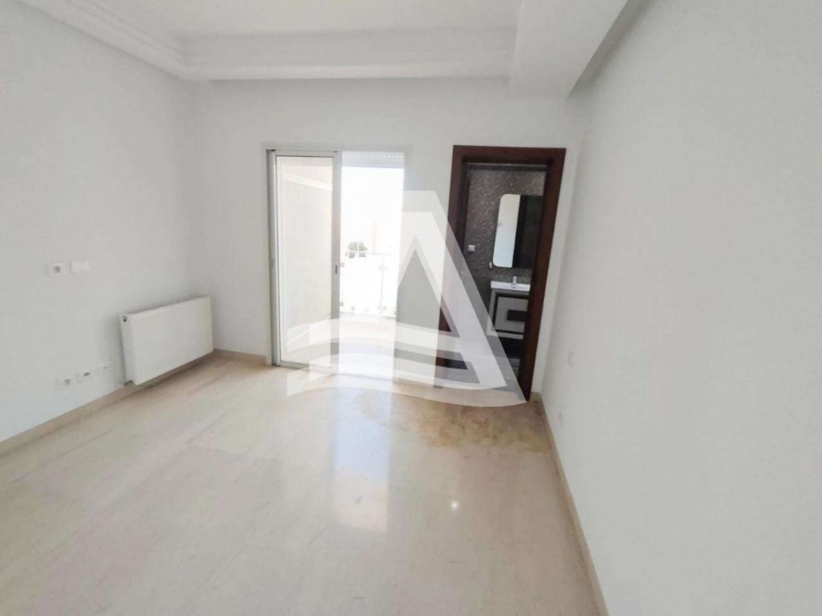 A vendre appartement a ain zaghouen nord image 2