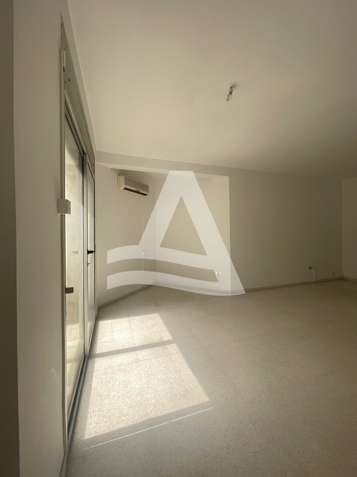 A vendre appartement s2 au lac 1 image 4