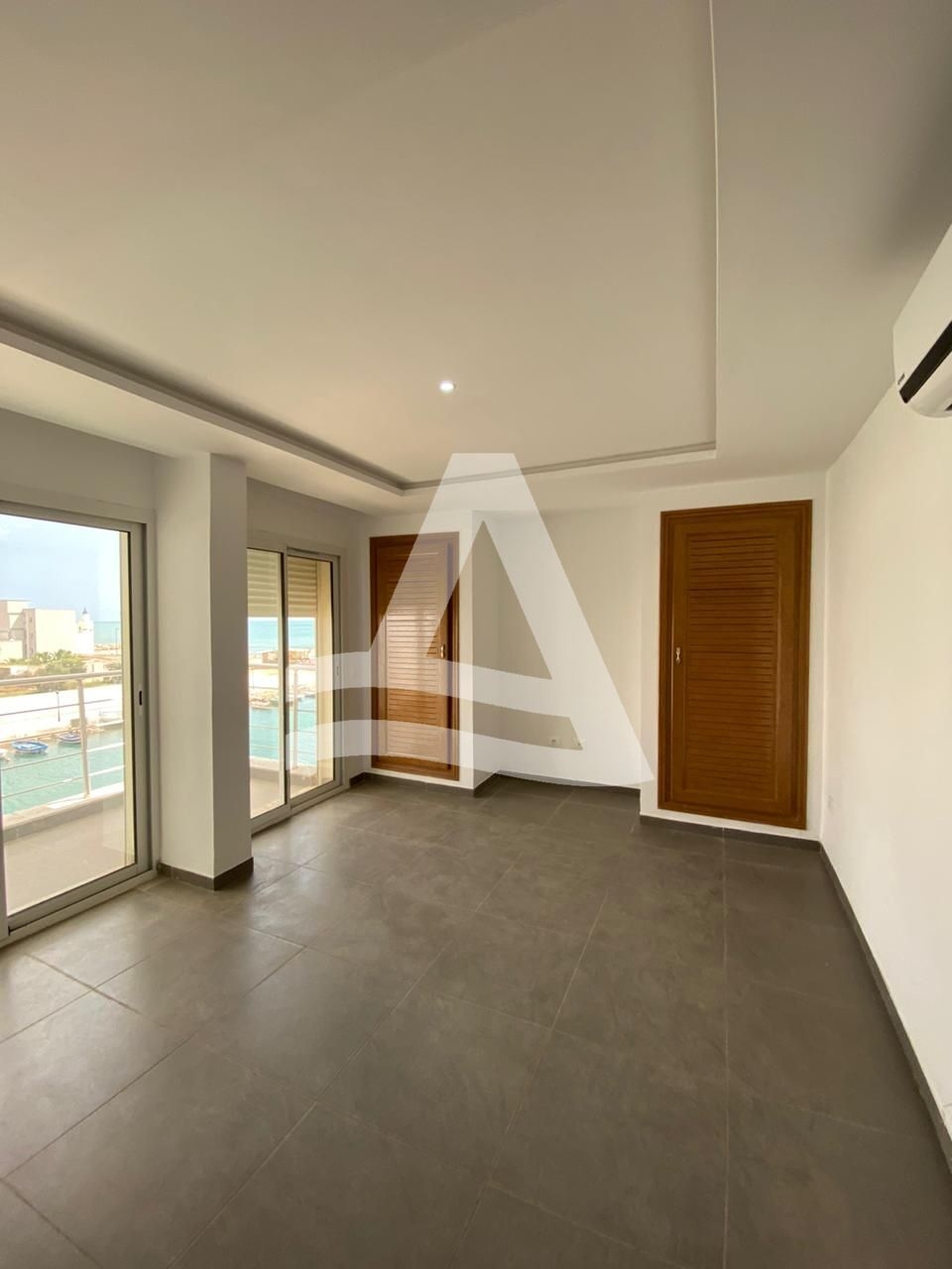 Appartement S+3 à vendre - La Goulette image 1