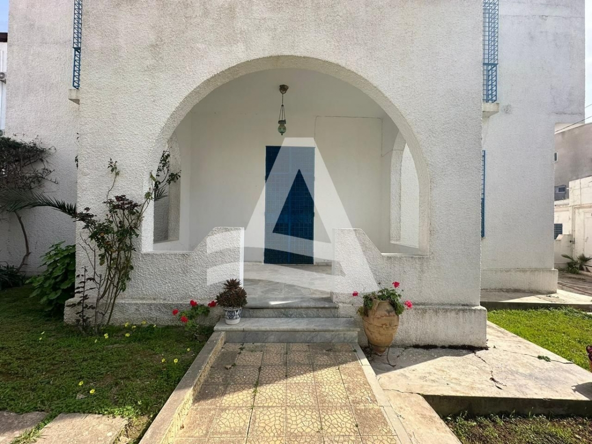 Une villa au cœur de la Marsa pour la vente image 1