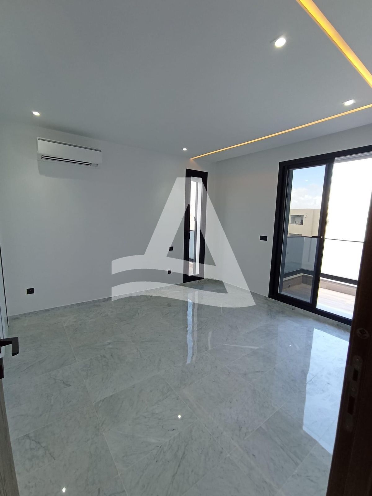 A vendre appartement a la nouvelle soukra image 1