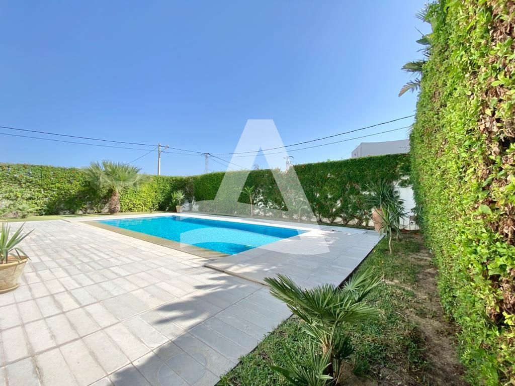 A vendre villa a la soukra image 0