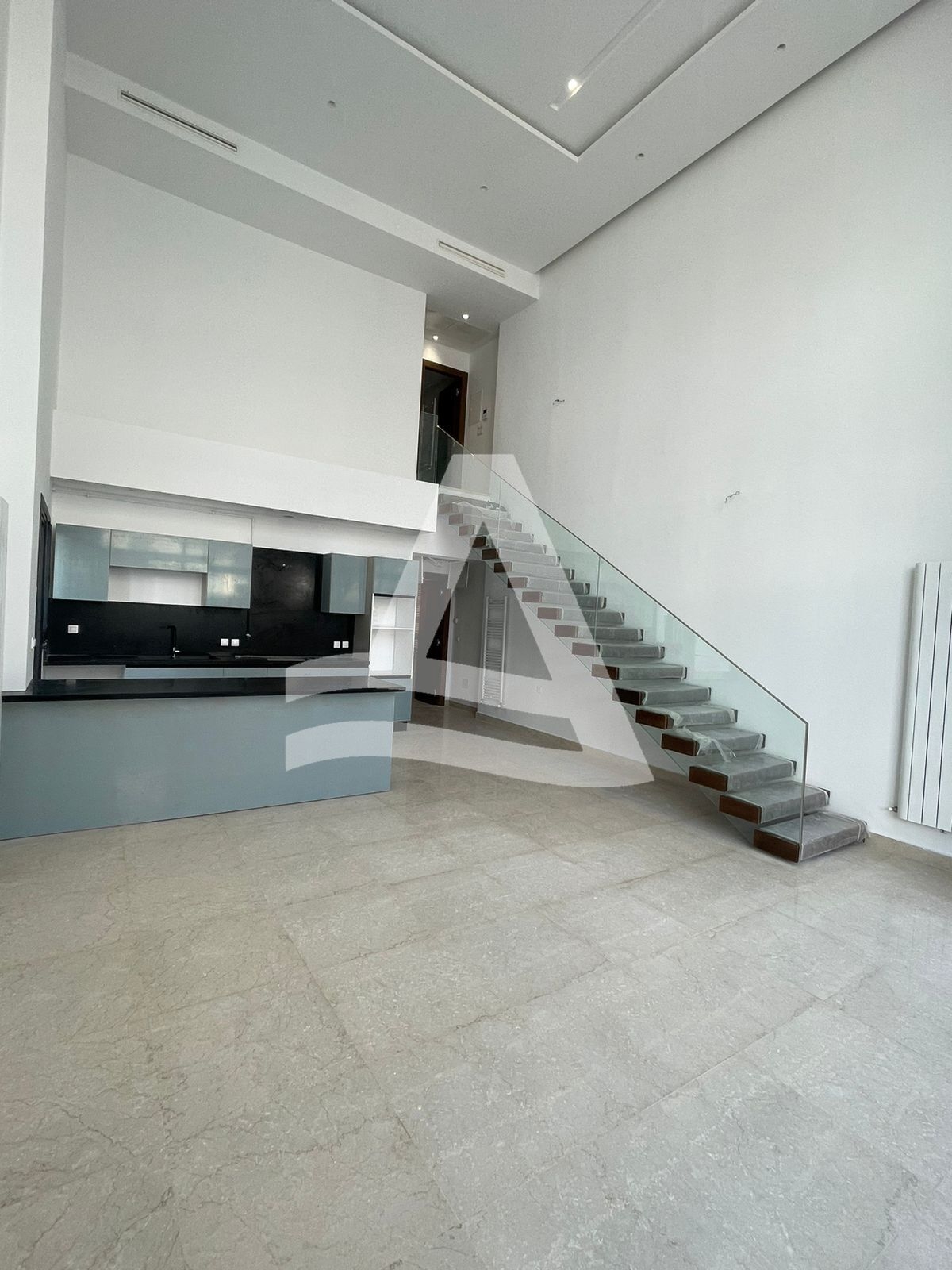 A vendre Loft au lac 2 image 0