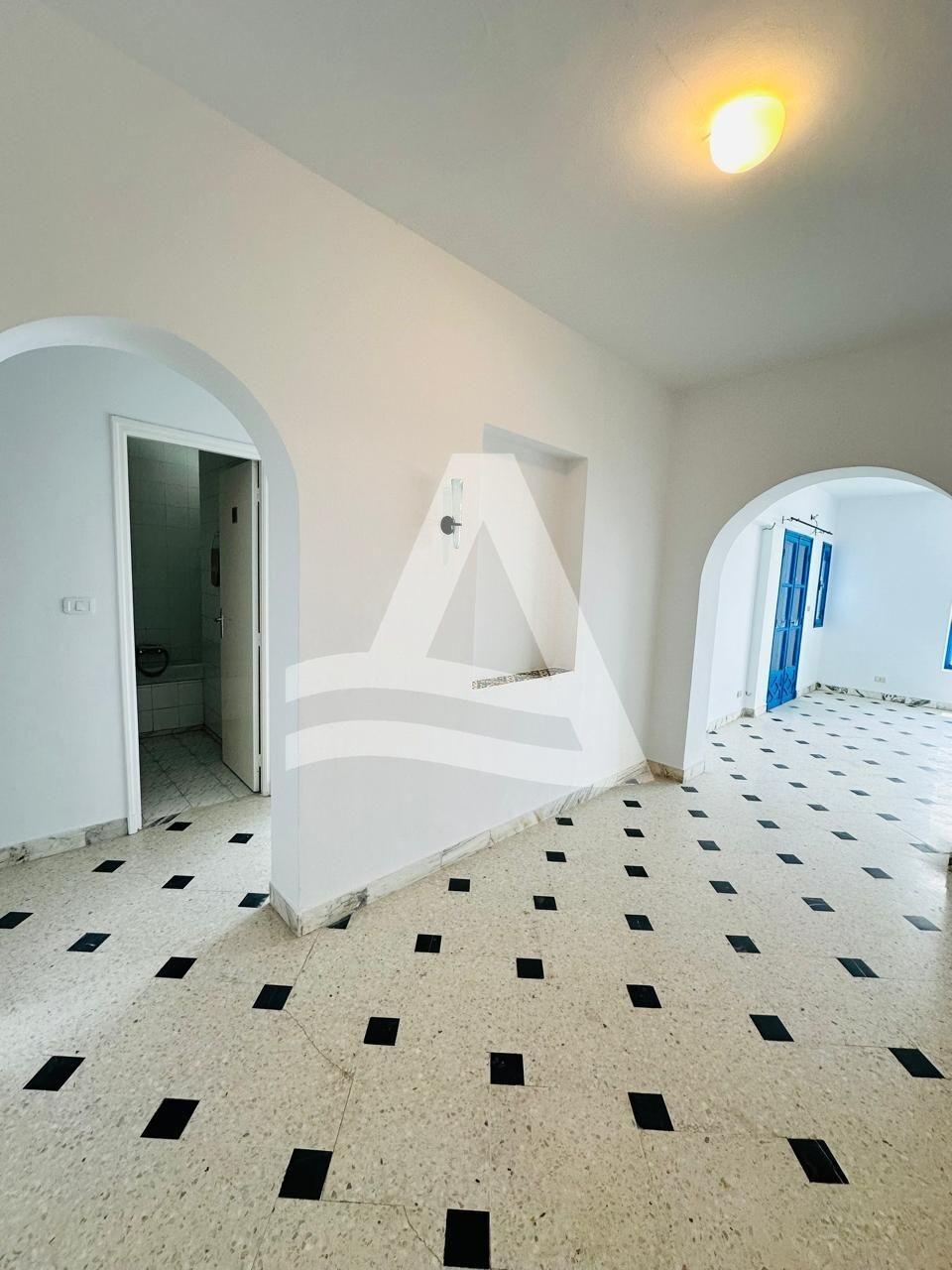 Appartement Hall+2 usage bureautique à Marsa plage image 1