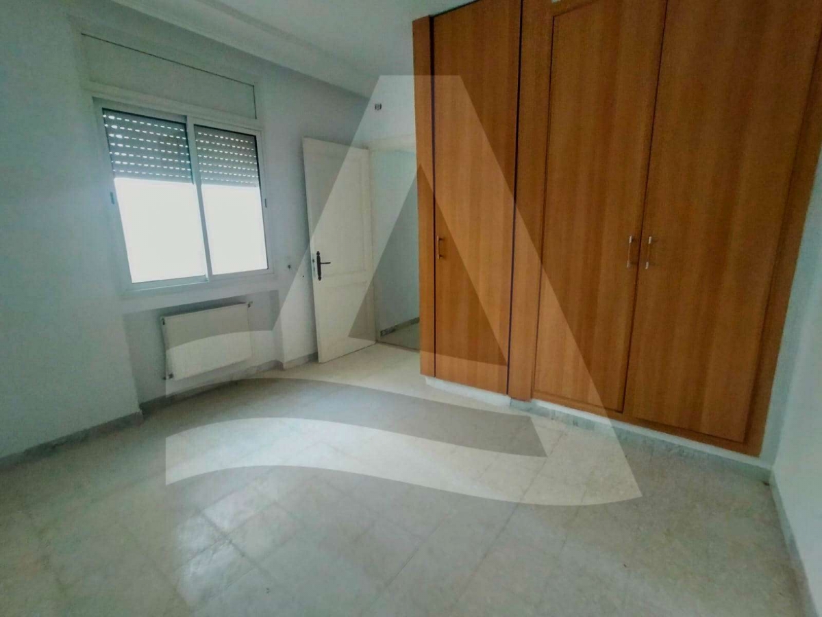 Location d'un appartement a la marsa image 6