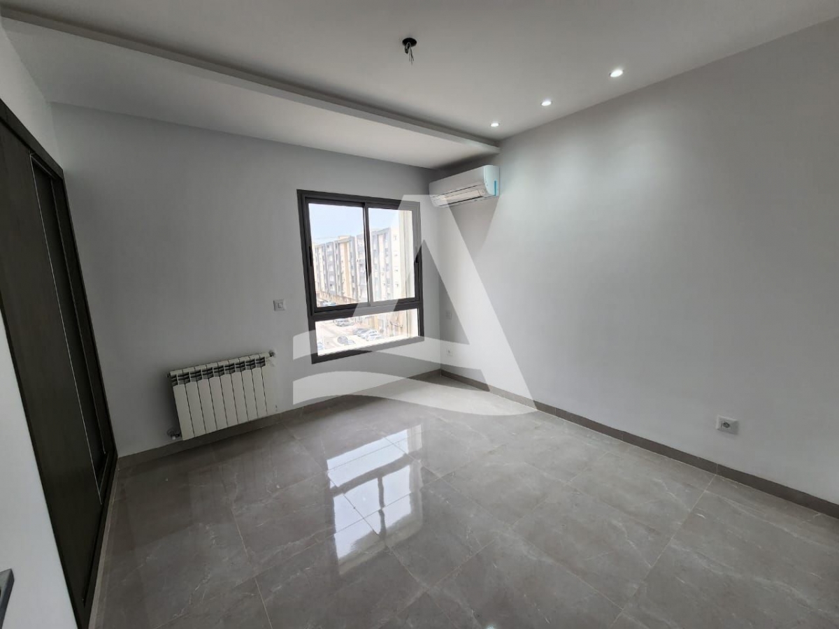 A vendre appartement a la nouvelle soukra image 3