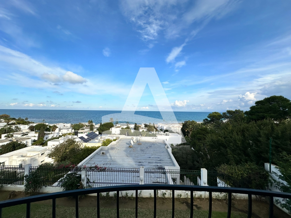 Location d'une villa avec une vue imprenable sur la mer image 3