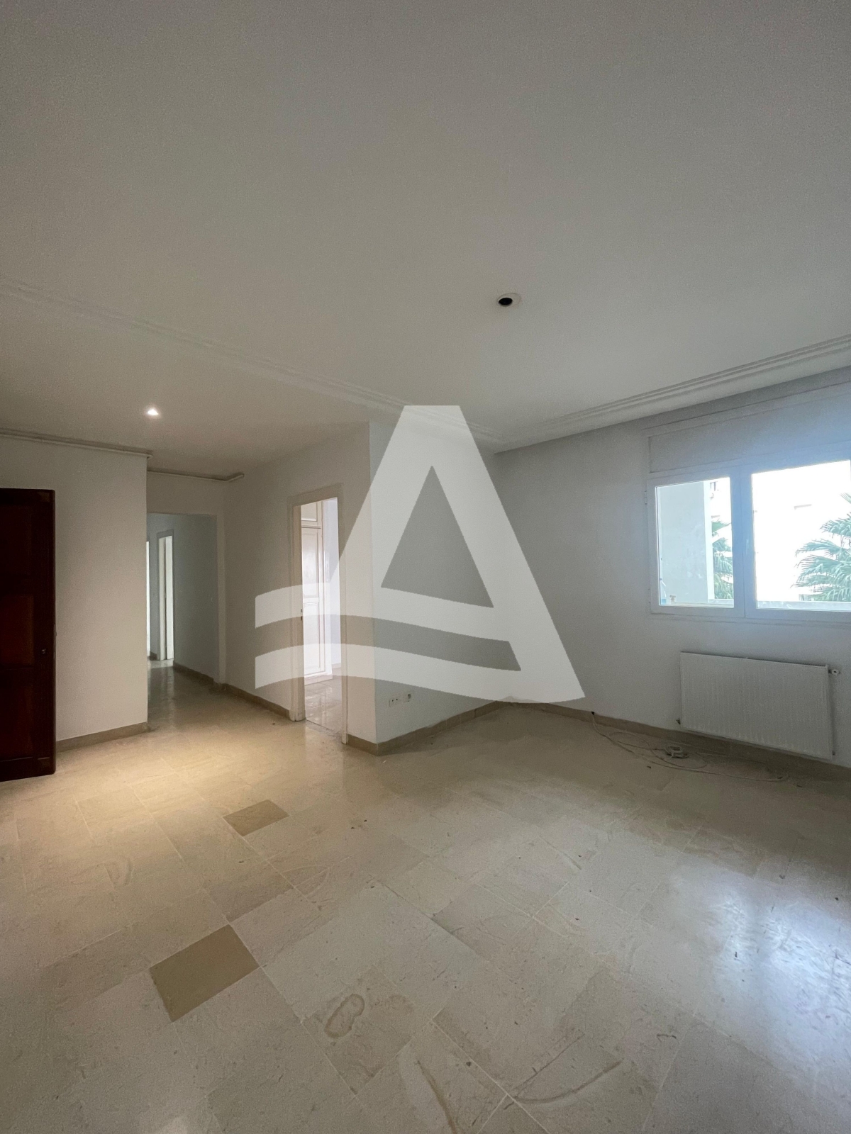 A vendre appartement s2  a l'aouina image 0